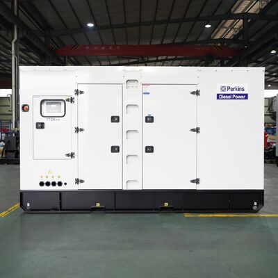 550kW 688KVA Generador silencioso súper diésel refrigerado con agua 50/60HZ Generadores portátiles de una o tres fases DCEC Cummin